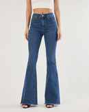 Calça Jeans Feminina Flare Barra Desfiada