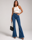 Calça Jeans Feminina Flare Barra Desfiada