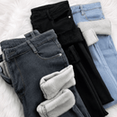 9 - Ravelle Jeans